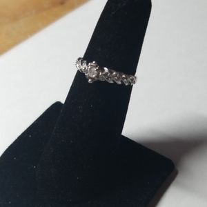 Super looking Diamond Ring